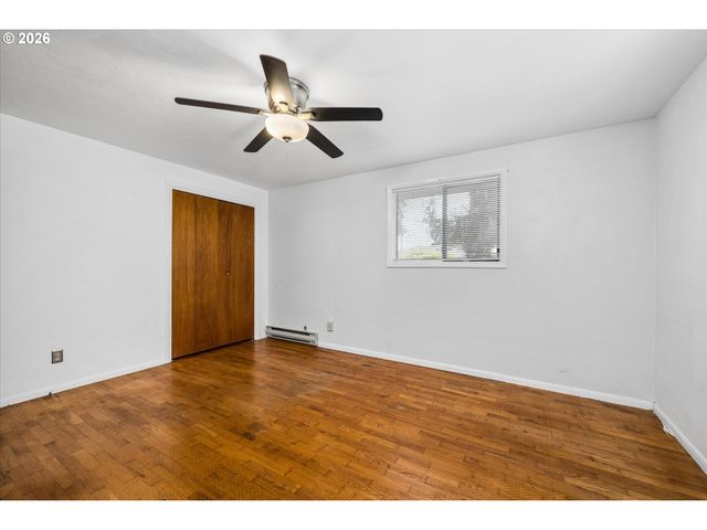 1061 WAITE St, Eugene, OR 97402