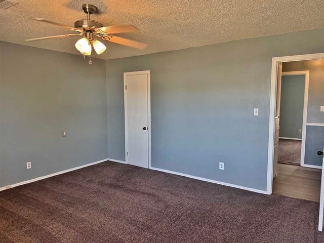 2613 NW Locksley LN, Lawton, OK 73505