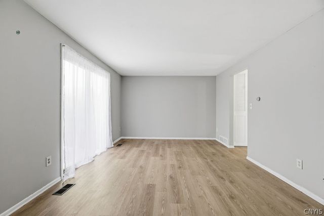 8385 Shallowcreek Road A, Clay, NY 13090