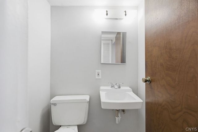 8385 Shallowcreek Road A, Clay, NY 13090