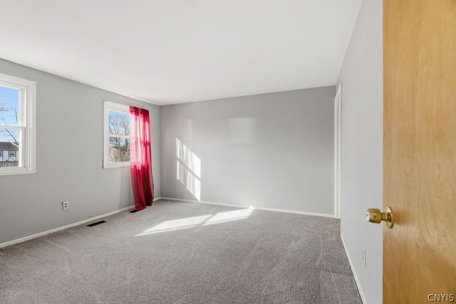 8385 Shallowcreek Road A, Clay, NY 13090