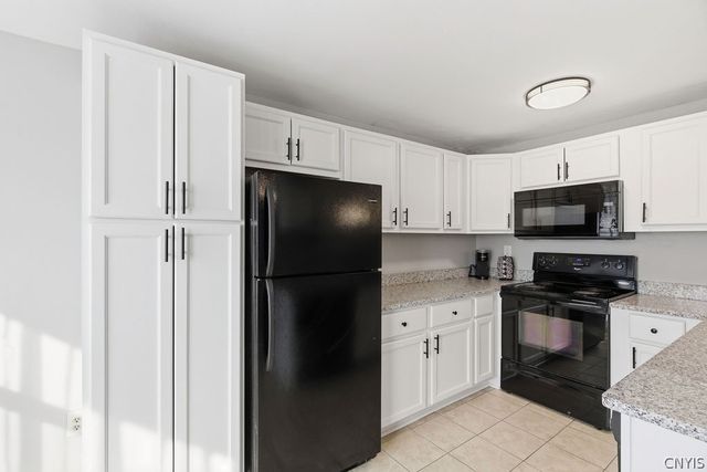 8385 Shallowcreek Road A, Clay, NY 13090