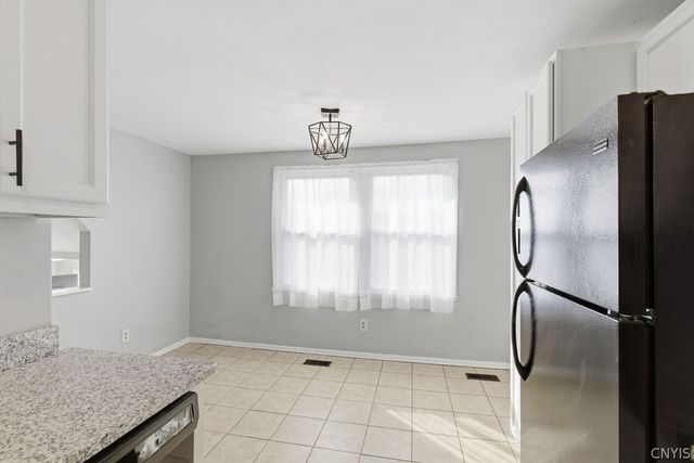 8385 Shallowcreek Road A, Clay, NY 13090