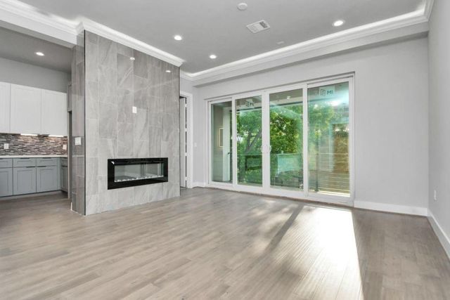 1320 Eberhard Street, Houston, TX 77019