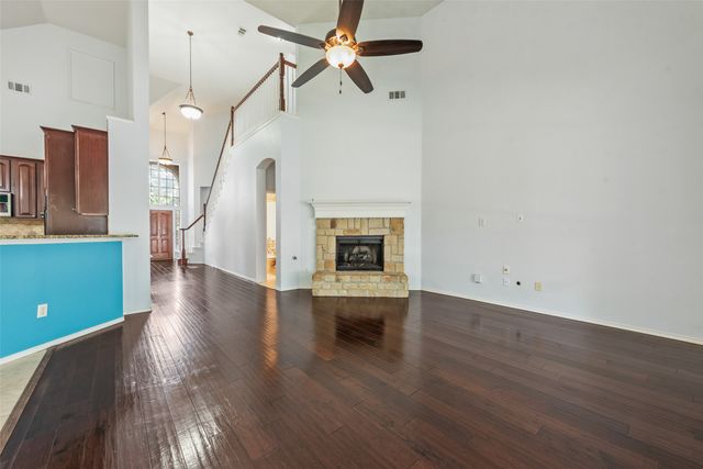 7921 Stansfield Drive, Fort Worth, TX 76137