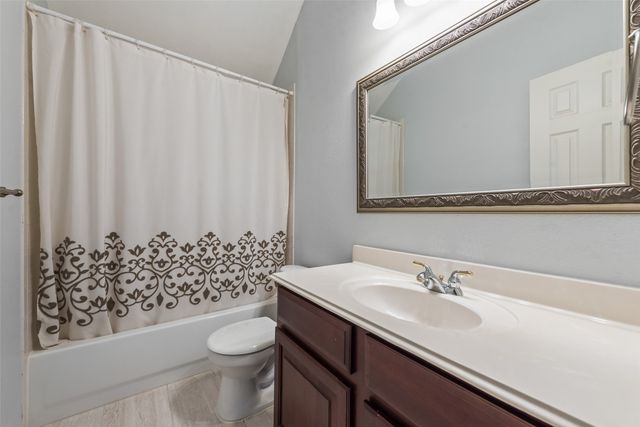 7921 Stansfield Drive, Fort Worth, TX 76137
