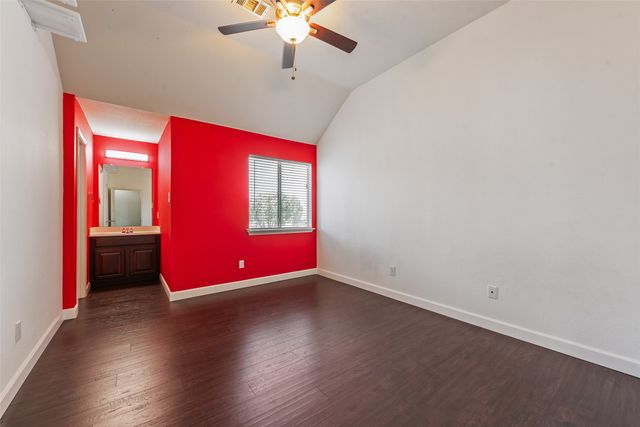 7921 Stansfield Drive, Fort Worth, TX 76137