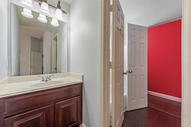 7921 Stansfield Drive, Fort Worth, TX 76137