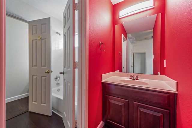 7921 Stansfield Drive, Fort Worth, TX 76137