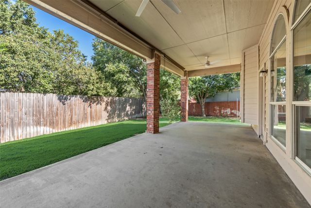 7921 Stansfield Drive, Fort Worth, TX 76137