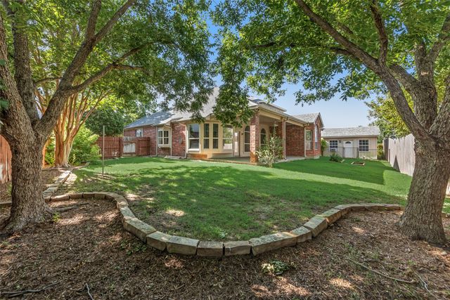 7921 Stansfield Drive, Fort Worth, TX 76137