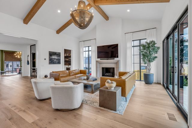 7060 Lanceleaf Dr, College Grove, TN 37046