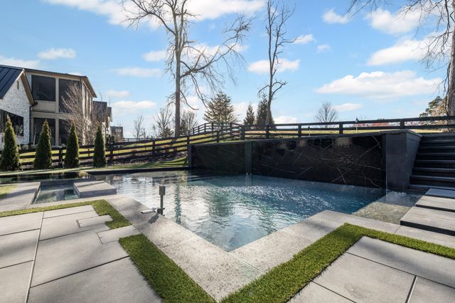 7060 Lanceleaf Dr, College Grove, TN 37046