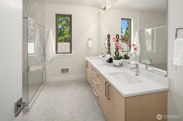 13105 NE 103rd Place, Kirkland, WA 98033