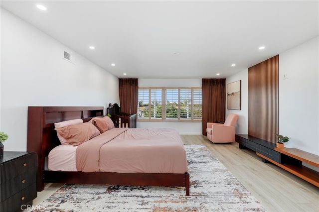 5109 Saratoga Avenue, Cypress, CA 90630
