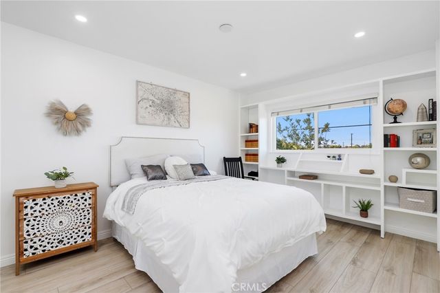 5109 Saratoga Avenue, Cypress, CA 90630