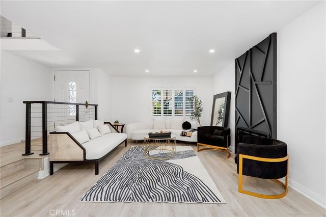 5109 Saratoga Avenue, Cypress, CA 90630