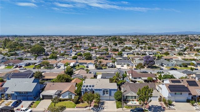 5109 Saratoga Avenue, Cypress, CA 90630