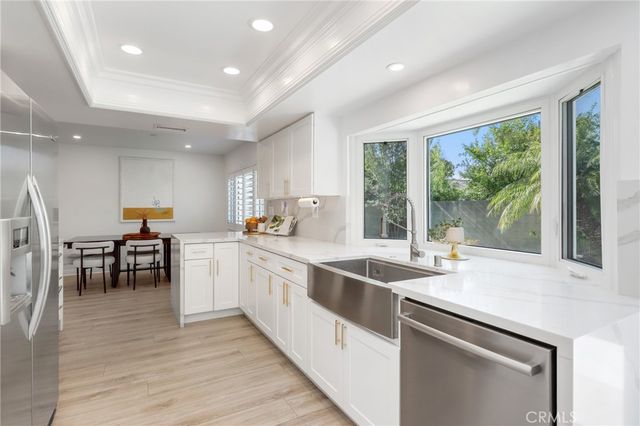 5109 Saratoga Avenue, Cypress, CA 90630