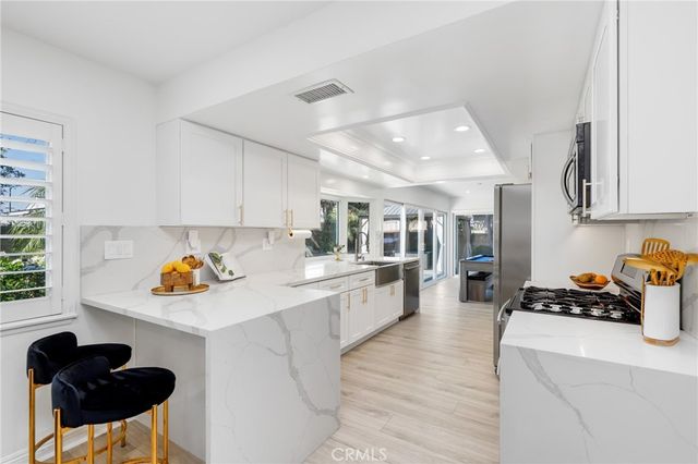 5109 Saratoga Avenue, Cypress, CA 90630