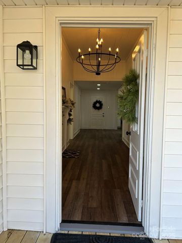 464 Hamrick Road, Mooresboro, NC 28114