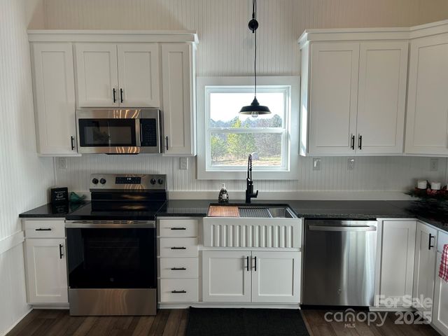 464 Hamrick Road, Mooresboro, NC 28114