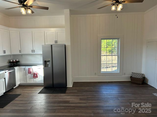 464 Hamrick Road, Mooresboro, NC 28114