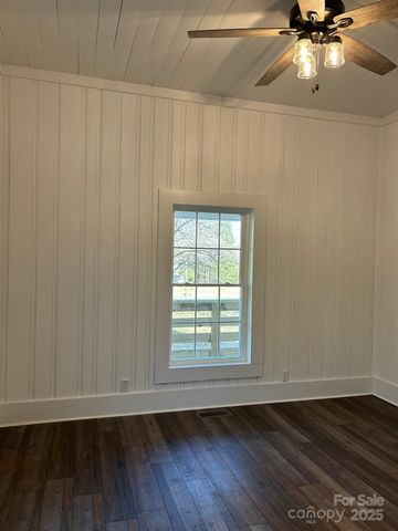 464 Hamrick Road, Mooresboro, NC 28114