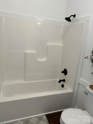 464 Hamrick Road, Mooresboro, NC 28114