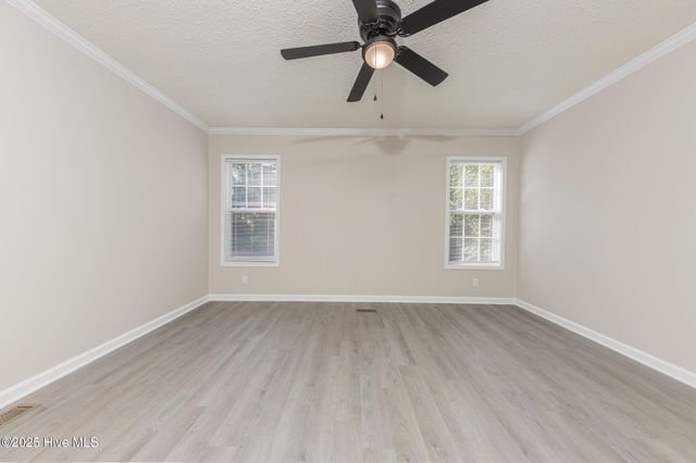 307 Shipmans Pike, Jacksonville, NC 28546