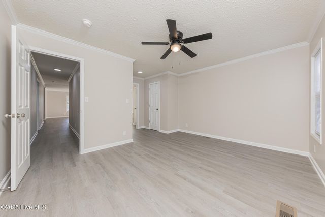 307 Shipmans Pike, Jacksonville, NC 28546