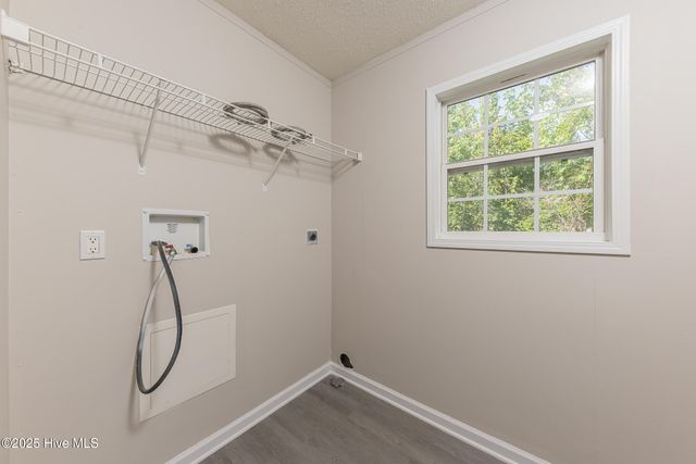 307 Shipmans Pike, Jacksonville, NC 28546