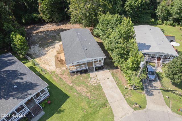 307 Shipmans Pike, Jacksonville, NC 28546