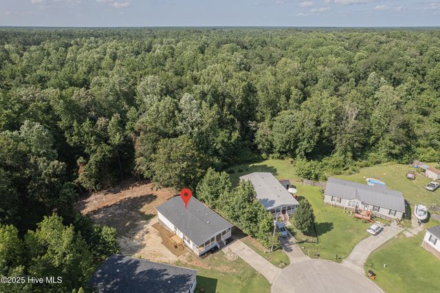 307 Shipmans Pike, Jacksonville, NC 28546