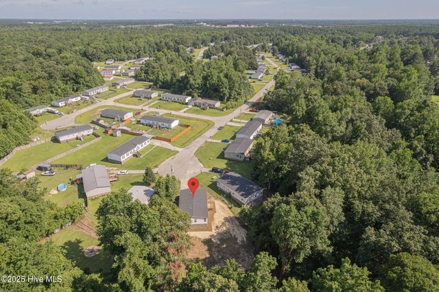 307 Shipmans Pike, Jacksonville, NC 28546