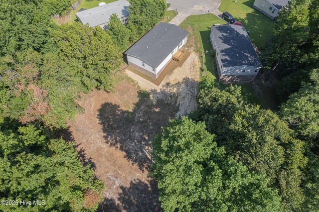 307 Shipmans Pike, Jacksonville, NC 28546