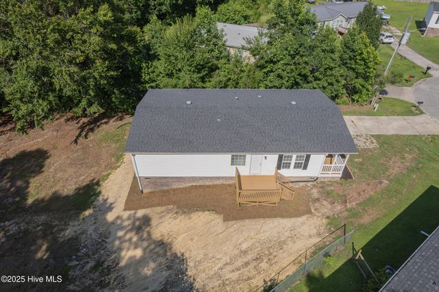 307 Shipmans Pike, Jacksonville, NC 28546