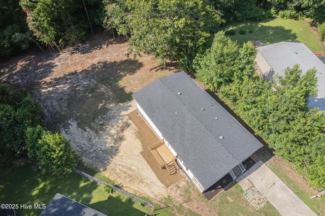 307 Shipmans Pike, Jacksonville, NC 28546