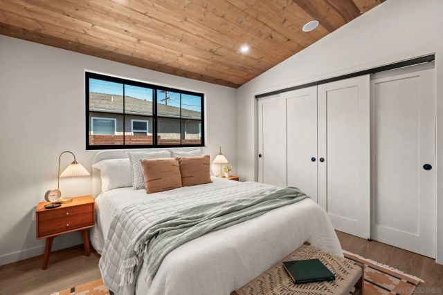 1566 Evergreen St, San Diego, CA 92106