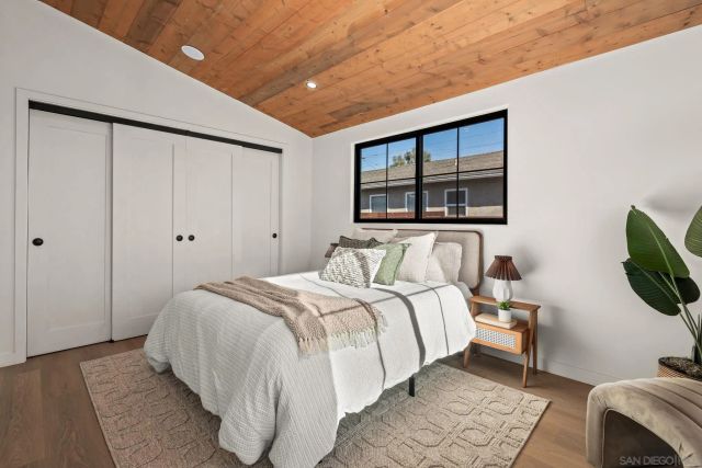 1566 Evergreen St, San Diego, CA 92106