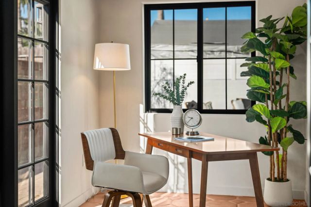 1566 Evergreen St, San Diego, CA 92106