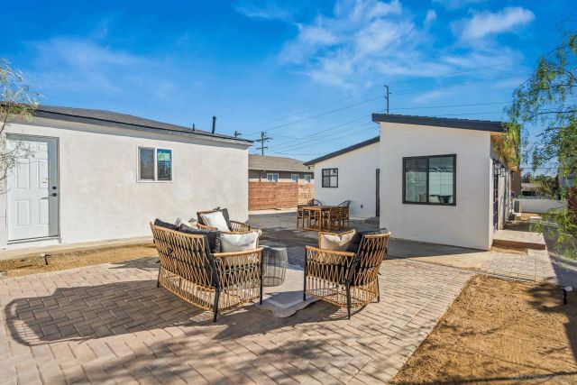 1566 Evergreen St, San Diego, CA 92106