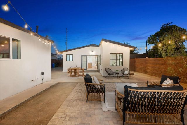 1566 Evergreen St, San Diego, CA 92106