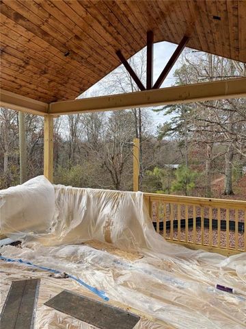 2804 Dorsey Peek Rd, Gainesville, GA 30507