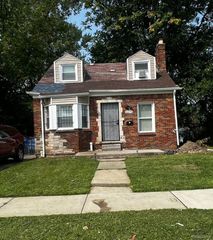 8279 Greenlawn Street, Detroit, MI 48204