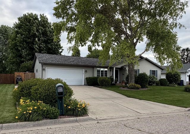 4242 Saratoga Drive, Janesville, WI 53546