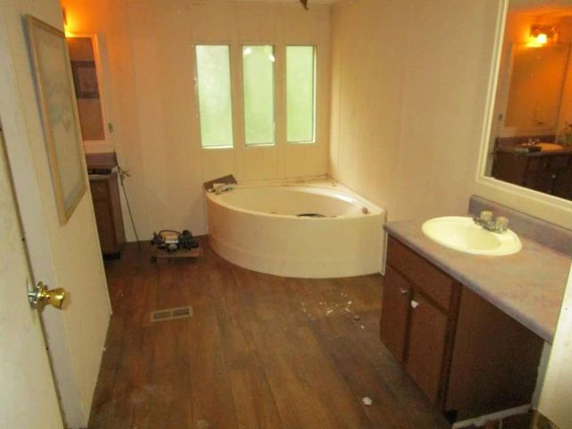 5287 Price Road, Gainesville, GA 30506