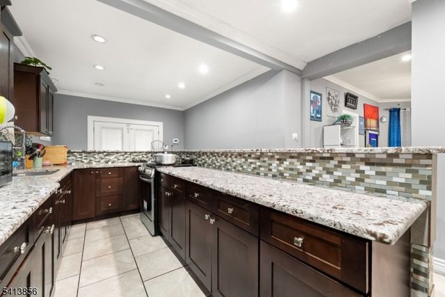 263 Stiles St, Elizabeth City, NJ 07208