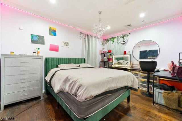 263 Stiles St, Elizabeth City, NJ 07208