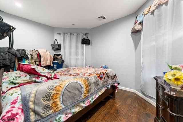 263 Stiles St, Elizabeth City, NJ 07208